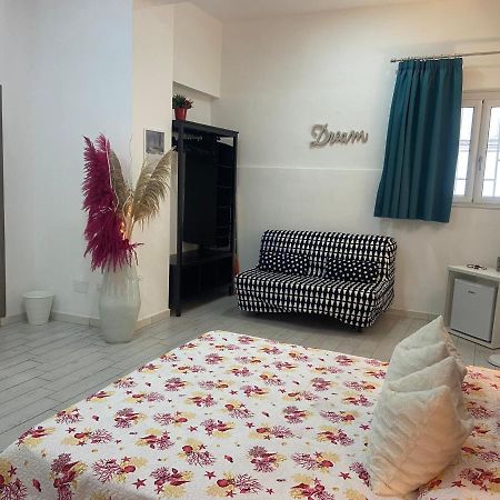 Hotel Dora'S House à Naples Extérieur photo