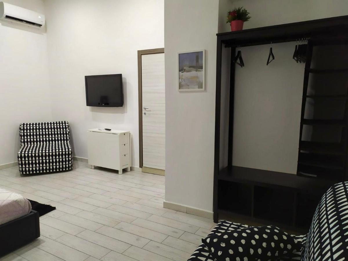 Hotel Dora'S House à Naples Extérieur photo