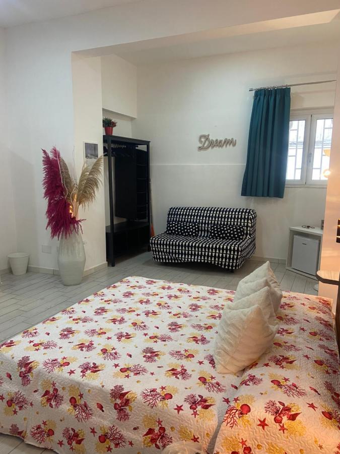 Hotel Dora'S House à Naples Extérieur photo
