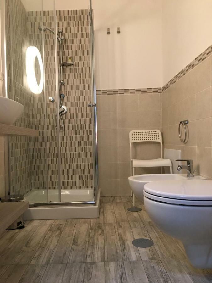 Hotel Dora'S House à Naples Extérieur photo